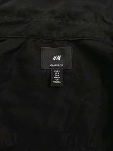 H&amp;M Classic Black Short Sleeve Button-Up Shirt