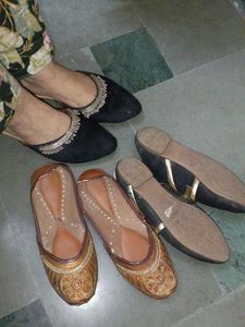 Stylish Juttis &amp; Flats for Women/3