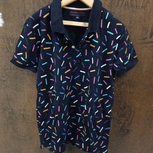 Tommy Hilfiger custom polo t-shirt for Boys, age 6 to 7yrs. black color with color full lines.