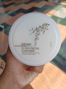 Ozone D-Tan Facial Cleanser !