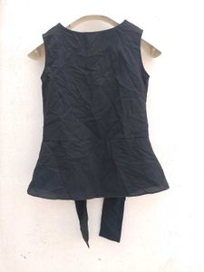 Chic Black Sleeveless Peplum Top