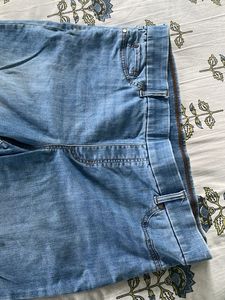 jeans mom fit