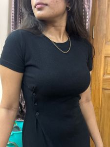 Chic Black Midi Dress