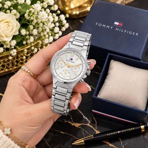 ⌚ Tommy Hilfiger Chronograph