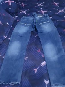 Blue &amp; Off-White Denim Jeans for Men | Stylish Fit
