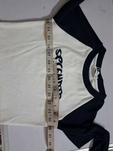 Comfortable White & Navy Raglan crop Top