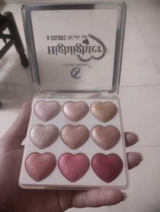 Heart Shaped Highlighter Palette