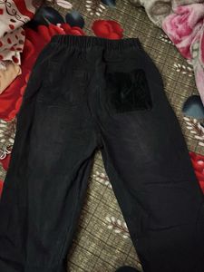 Black Pants with Velvet Pocket