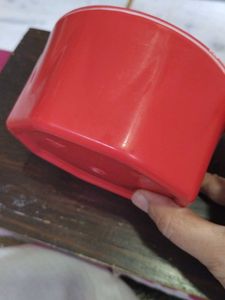 Red Colour Hot Tiffin