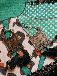 Ethnic Choker Necklace &amp; Earrings Set