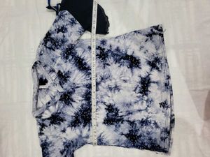 Cut-Out Top