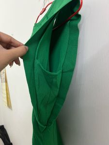 Stylish Green Sleeveless Top