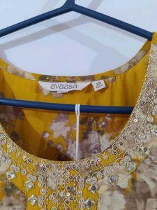 New 2 piece Set Kurta with Pants Mustard Floral