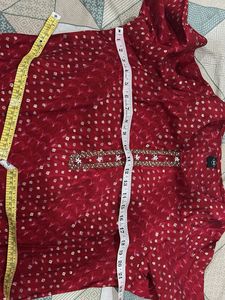 Red kurta set for women