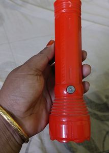 Torch Light, Rechargeable, Set Of 2, NOT WORKING