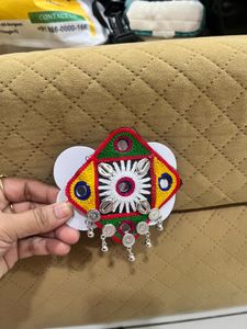 Navratri hair clips four combo offer