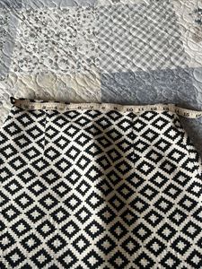 Monochromatic Diamond Pattern Skirt Eur S