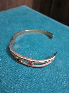 Cute Star Charm Bangle Bracelet