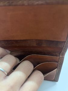 slim and light Leather Wallet