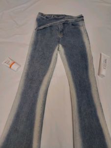 💙 flared or bell bottom jeans