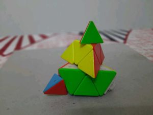 2 Cubes🔲⏹️