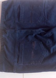 Dark Wash Straight Leg Jeans