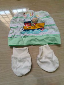 Baby Hats Mittens &amp; Socks Set