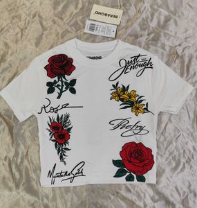 Berabond Floral Graphic Tee - S/M