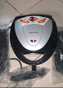 Morphy Richard 3in One Toaster