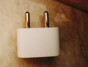 Original Apple Power Adapter