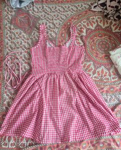 Chic Pink Gingham Dress