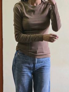 Classic Long Sleeve Crew Neck Tee
