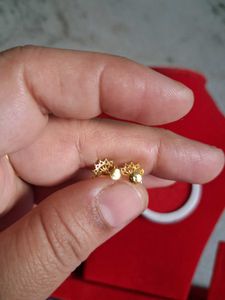 Gold &amp; Diamond Stud Earrings peacock desine