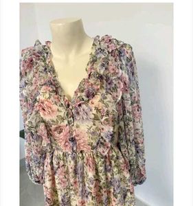 Floral Ruffle V-Neck Dress
