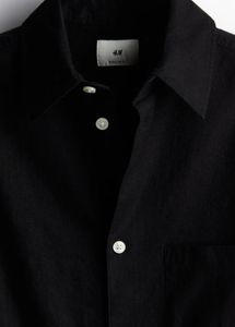 H&amp;M Black Short Sleeve Button-Up Shirt