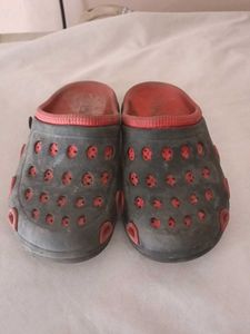 used Slipper  Red Clogs