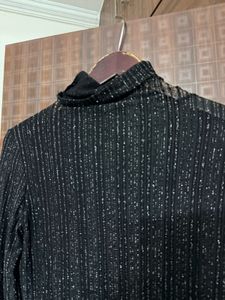 On SALE 🛍️Sparkly Black Mesh Top 🖤