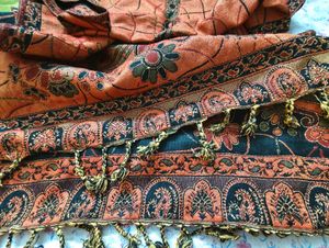Paisley print stole