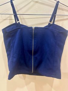 Chic Navy Blue Cropped Bow Front Top