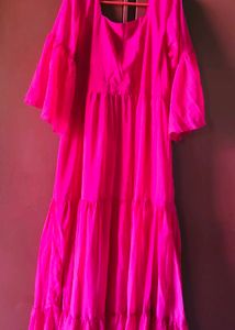 Elegant Pink Tiered Maxi Dress