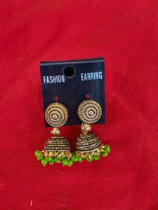 Stylish Jhumka Earrings Set