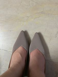 Chic Pointed Toe Flats - Grey