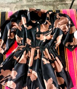 Elegant Black &amp; Brown Floral Kurta Set