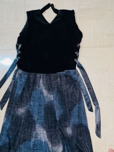 Elegant Black and Blue Party Dress