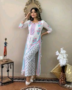 Elegant White Printed Kurta Set