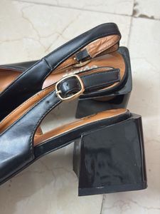 Black Office Pumps