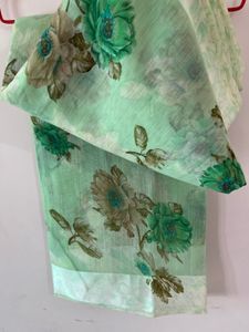 Beautiful Floral Print Saree