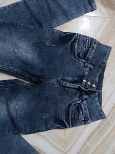 Stylish Distressed Blue Denim Jeans