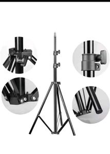7 Ft Adjustable Tripod