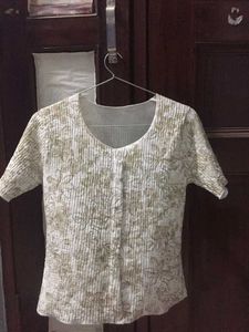 Floral Print Pleated Korean Top